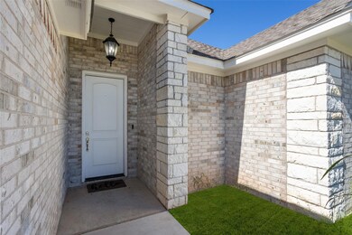 3332 Arrow Creek Dr, Granbury, TX 76049 - photo 3