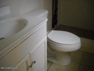 4352 Key Largo Dr, Jacksonville, FL 32218 - photo 7