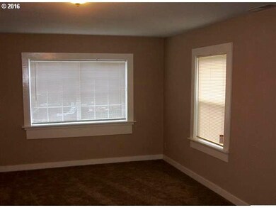 150 SW Ivy St, Willamina, OR 97396 - photo 3