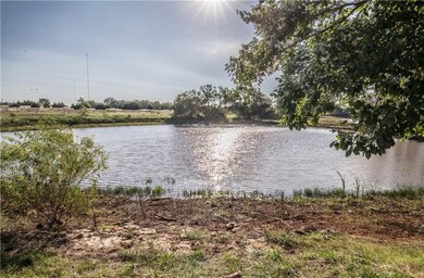 1004 NE 34th Terrace, Moore, OK 73160 - photo 7