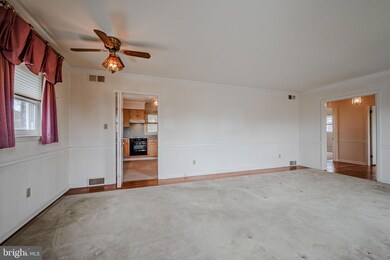 32 Glover Cir, Wilmington, DE 19804 - photo 3