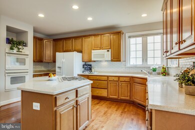 3649 Thomasson Crossing Dr, Triangle, VA 22172 - photo 5