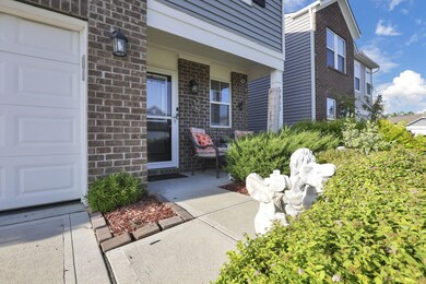 7460 Sugarbark Dr, Canal Winchester, OH 43110 - photo 3