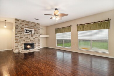 7304 Livingston Dr, Denton, TX 76210 - photo 5