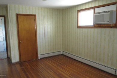 330 W Main St, Nanticoke, PA 18634 - photo 3