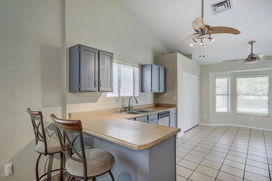 6348 E Fairfield St-13