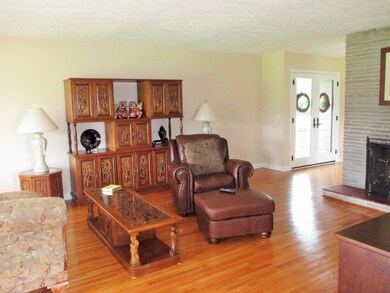 1204 Fairfield Pike, Shelbyville, TN 37160 - photo 4