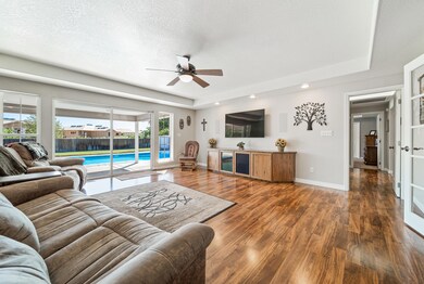 507 Glenn Way, Central Point, OR 97502