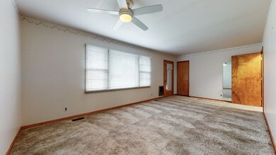 112 Blue Ribbon Pkwy, Shelbyville, TN 37160 - photo 7