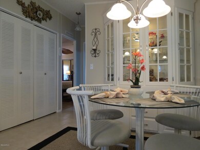 470 Dolphin Cir 049