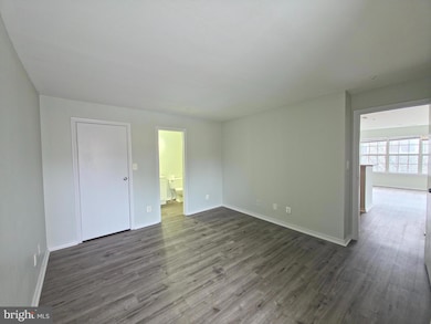 18533 Boysenberry Dr, Gaithersburg, MD 20879 - photo 6