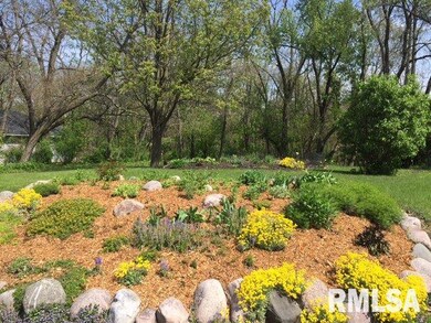 1840 W 48th St, Davenport, IA 52806 - photo 5