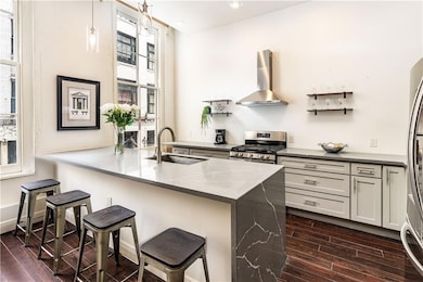 210 Decatur St unit 301, New Orleans, LA 70130 - photo 5