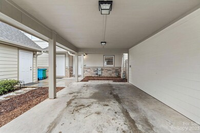 47 Rotunda Cir, Asheville, NC 28806 - photo 3