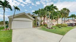 22592 Middletown Dr, Boca Raton, FL 33428 - photo 3