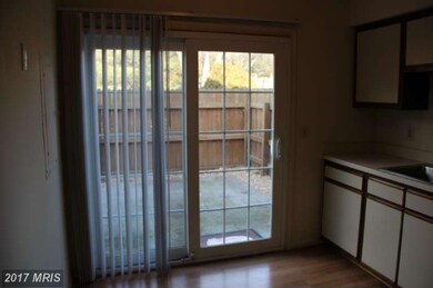 14016 Grumble Jones Ct, Centreville, VA 20121 - photo 6