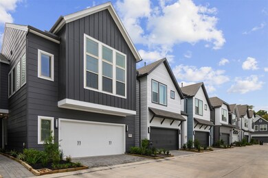 951 Lilly Flower Ln, Houston, TX 77091 - photo 2