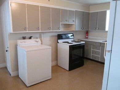 38 Franklin St unit 1, Claremont, NH 03743 - photo 3