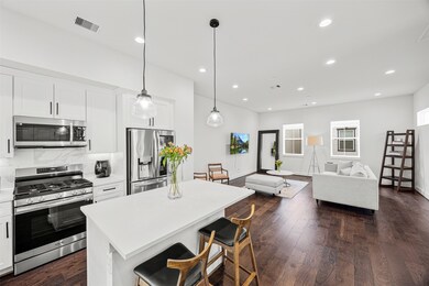 5406 Wheatley St unit C, Houston, TX 77091 - photo 2