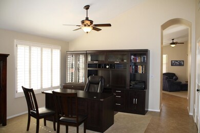Living/Dining Room Area