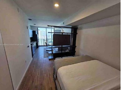 The Elser unit 4605, Miami, FL 33132 - photo 6