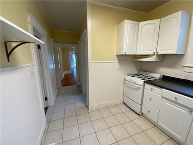 859 W 47th St, Norfolk, VA 23508 - photo 6