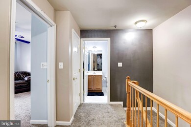 8928 Milford Haven Ct unit 28B, Lorton, VA 22079 - photo 7