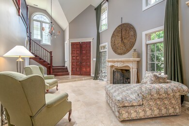 650 N Loomis St, Naperville, IL 60563 - photo 5