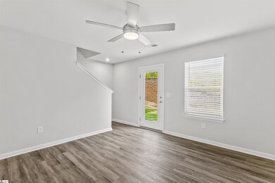 1264 Forestbrook Ln, Spartanburg, SC 29303 - photo 4