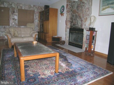 8109 Horseshoe Ct, Pennsauken, NJ 08109 - photo 7