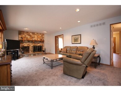 14 Hazelhurst Dr, Voorhees, NJ 08043 - photo 7