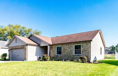 3867 Bonaventure Dr, Columbus, IN 47203 - photo 2