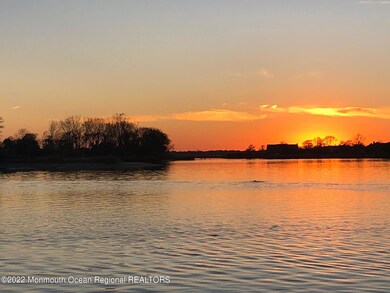 31 Center St unit B, Rumson, NJ 07760 - photo 4