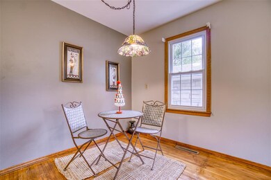 801 Sharon Rd, Newburgh, IN 47630 - photo 5