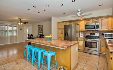 Granite counters, stainless appliances