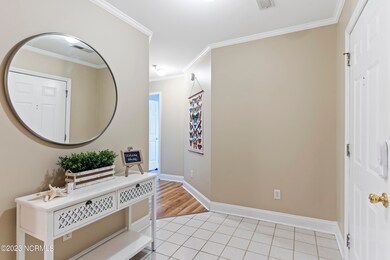 1609 Willoughby Foyer