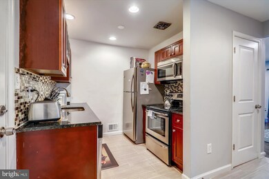 6711 El Paso St, Hyattsville, MD 20785 - photo 7