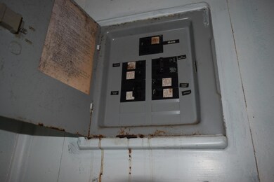 ELE PANEL IN BEDROOM 1