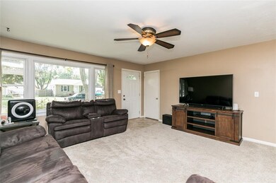 726 31st St SE, Cedar Rapids, IA 52403 - photo 3