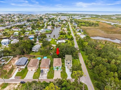 5059 Oak Leaf Ln, Hernando Beach, FL 34607 - photo 2