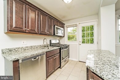 7812 Hillsway Ave, Parkville, MD 21234 - photo 5