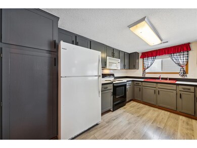 Plenty of Cabinets in Kitchen