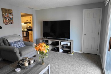 45 Randolph Dr, Tewksbury, MA 01876 - photo 2