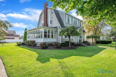 115 E 1st St, Woodville, OH 43469 - photo 2