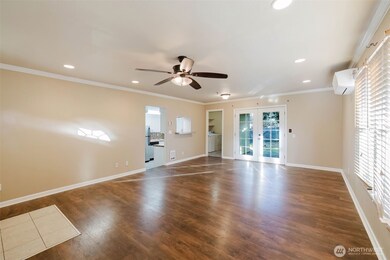 1104 E 31st St, Bremerton, WA 98310 - photo 4