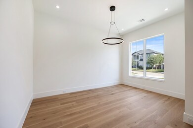 1613 Pine Chase Dr, Houston, TX 77055 - photo 4