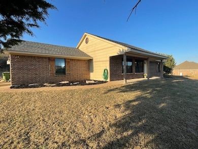 900 Bandera Trail, Granbury, TX 76048 - photo 3