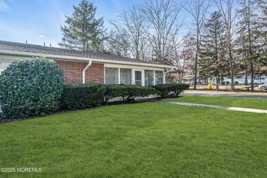 306 W Malvern Ct unit D, Lakewood Township, NJ 08701 - photo 2