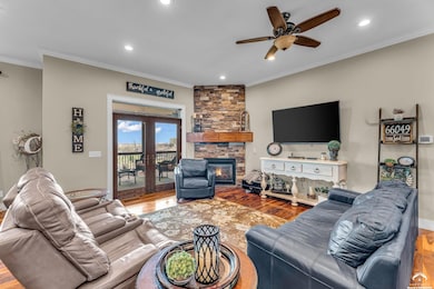 732 N Blazing Star Dr, Lawrence, KS 66049 - photo 7