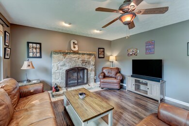 1541 Marconi Dr-3